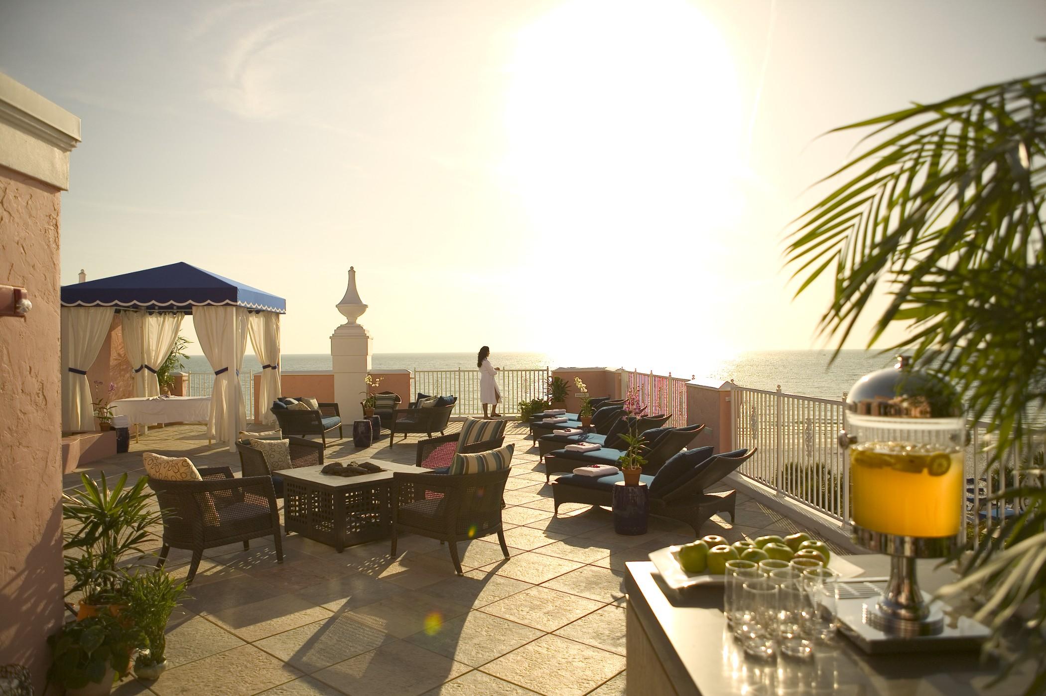 The Don Cesar Hotel St. Pete Beach Exterior photo